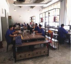 Chongqing Yingmaofu Import & Export Co., Ltd. Produktionslinie des Herstellers