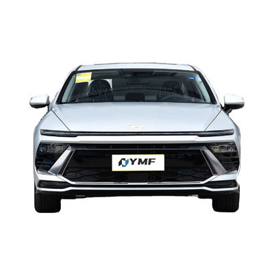 2023 Hyundai Sonata Pure Gasoline Auto mit 1875 mm Breite und 1500 mm Höhe