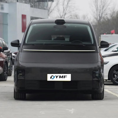Lithium-Eisen-Phosphat-Batterie 7 Sitzplätze Mpv Elektrisch Lixiang MEGA Ev Auto Langstrecken 4WD
