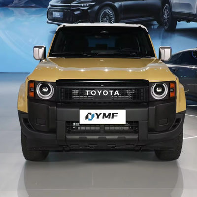 Hochgeschwindigkeits-SUV Toyota Prado mit Multifunktionslenkrad und LED-Scheinwerfer