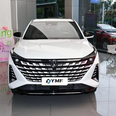 Changan Uni-Z 2,0t Elektroauto 5-Sitzer Limousine mit 4997x1963x1455mm Karosserie Struktur